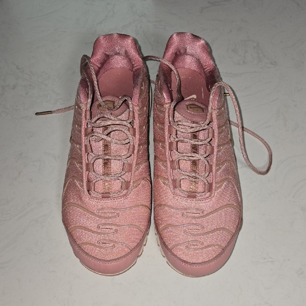 Nike Women's Rose Gold Sneakers
